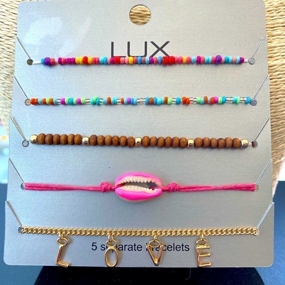 ✨BoHo 5 PCs layered LOVE shell beads bracelets✨ - Picture 4 of 5